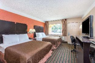 Howard Johnson By Wyndham Historic Lake Charles Pokój zdjęcie